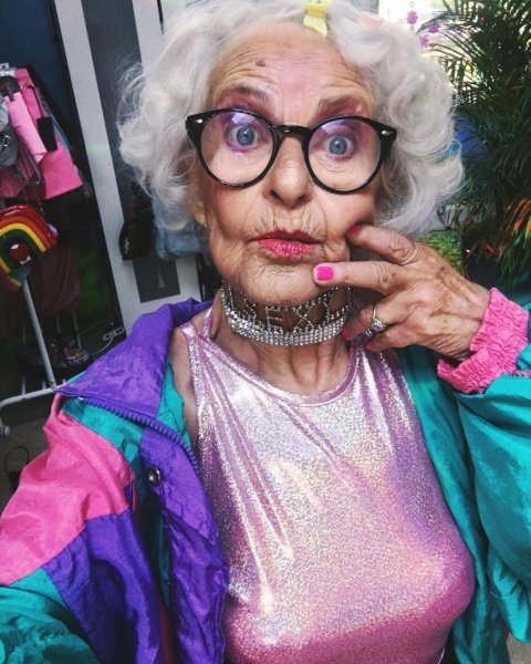 89-Летняя Бадди Винкл.