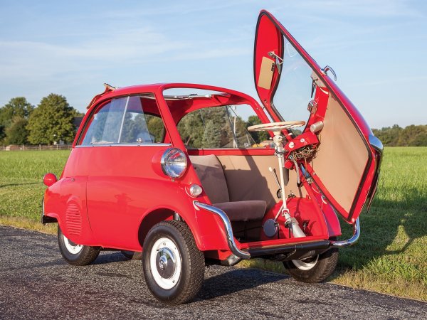 BMW 300 Isetta трехколесная