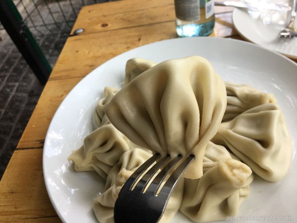 Самый большой хинкали