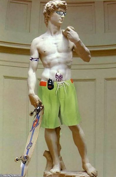 Толстый Давид Микеланджело