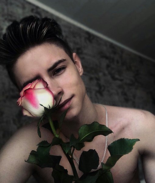 Александр Тянутов (@_Alexandr.t_)