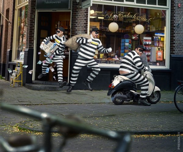 Артур Мебиус