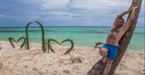 Смешная фотосессия на пляже