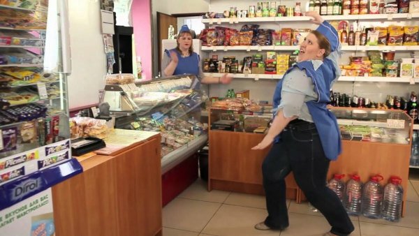 Смешной продавец