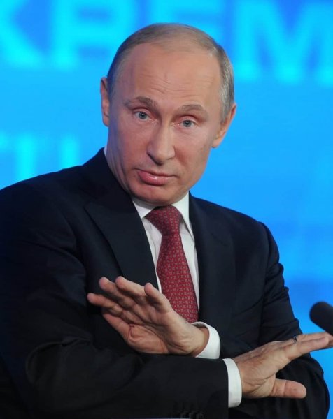 Путин веселый