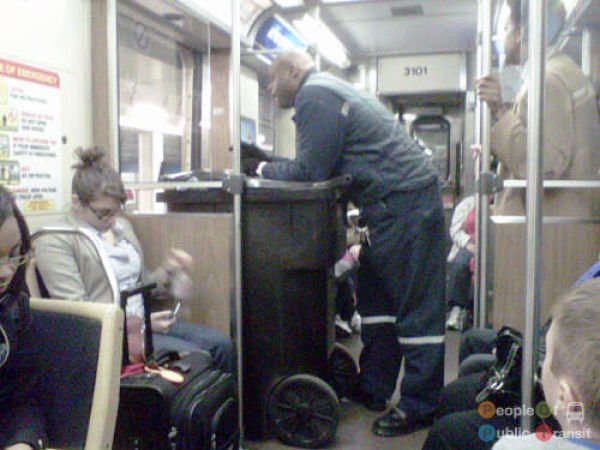 Странные люди в поликлинике