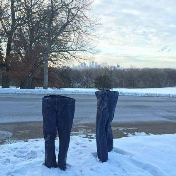 Замерз в джинсах