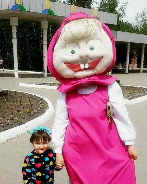 Самые страшные ростовые куклы