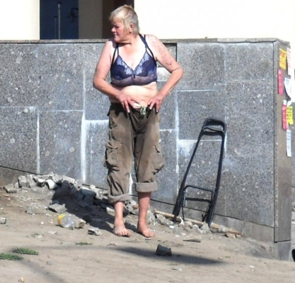 Джинсы бомжа