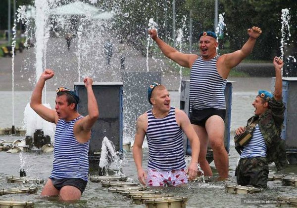 С днем ВДВ