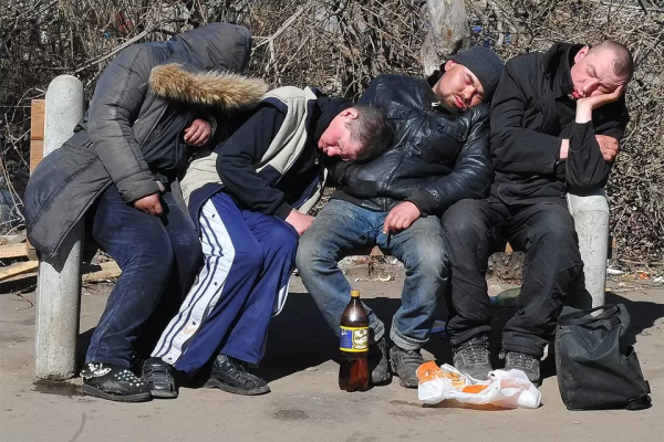Бомжи