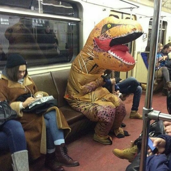 Смешные люди в Московском метро