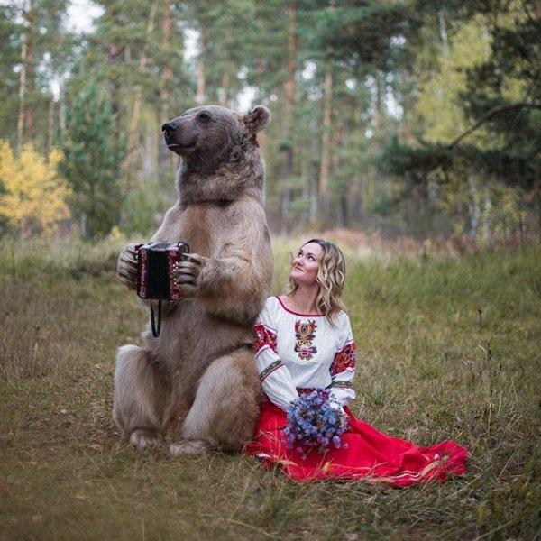 Фотосессия с балалайкой и медведем