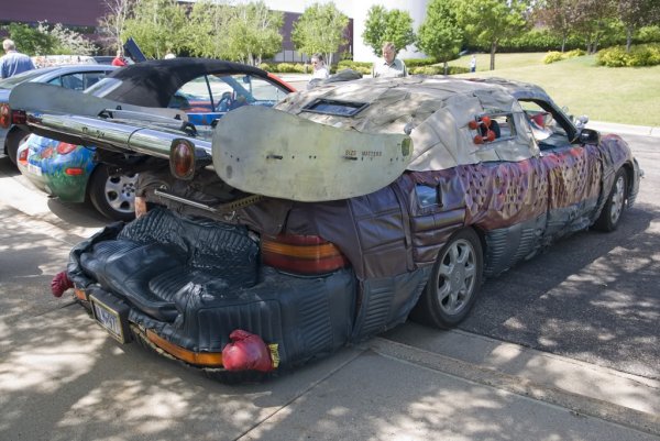 Изуродованные машины