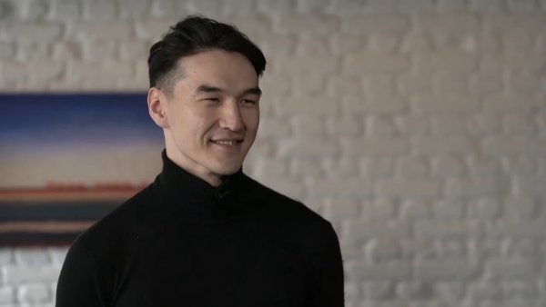 Комик Нурлан Сабуров