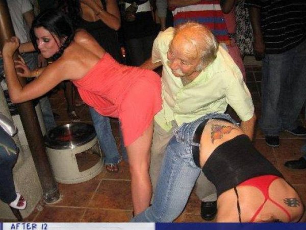 Пьяные девушки и женщины