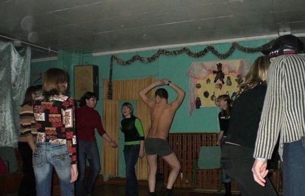 Сельская дискотека