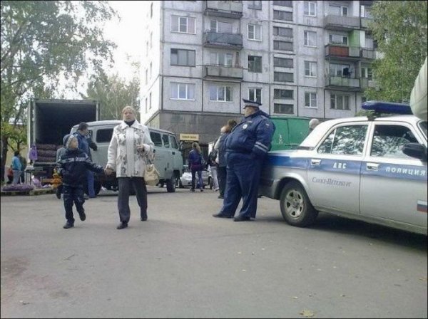 Полиция приколы с надписями