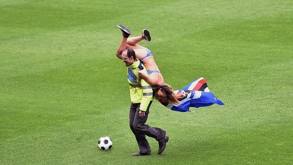 Курьезы на футбольном поле