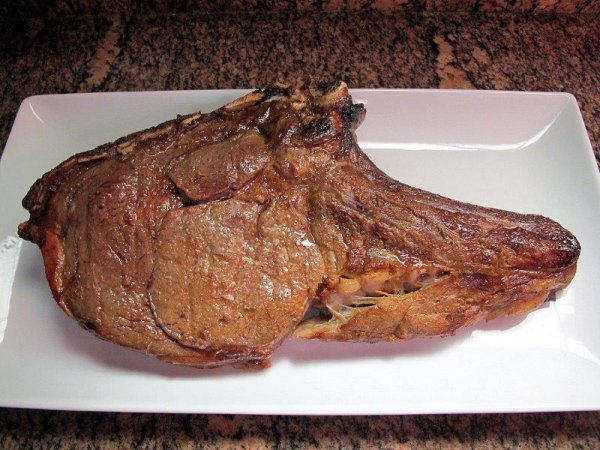 Рулет из свиной корейки