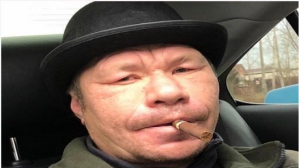 Олег Мангло