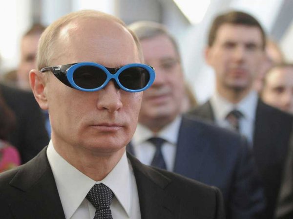 Путин в очках