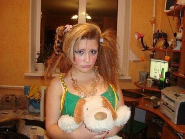 Страшная пьяная девушка