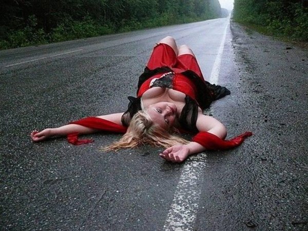 Странные девушки из соцсетей