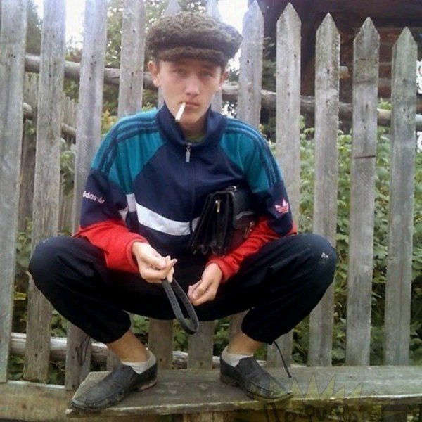 Парень гопник