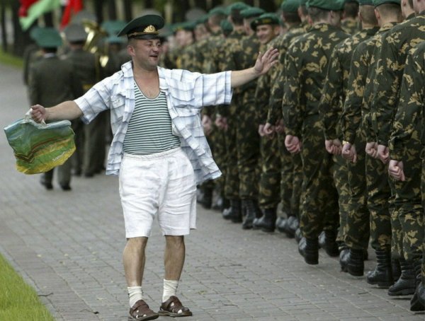 Забавные солдаты