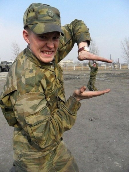 Смешной солдат