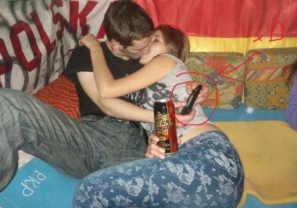 Парень с обезьяной