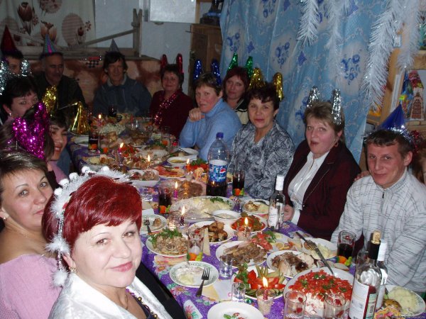 Семейное застолье в России