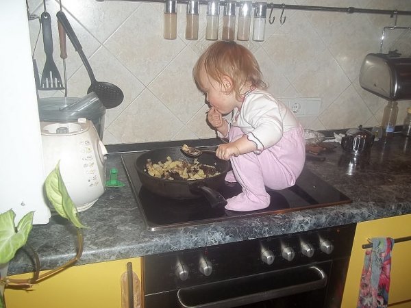 Дети на кухне приколы