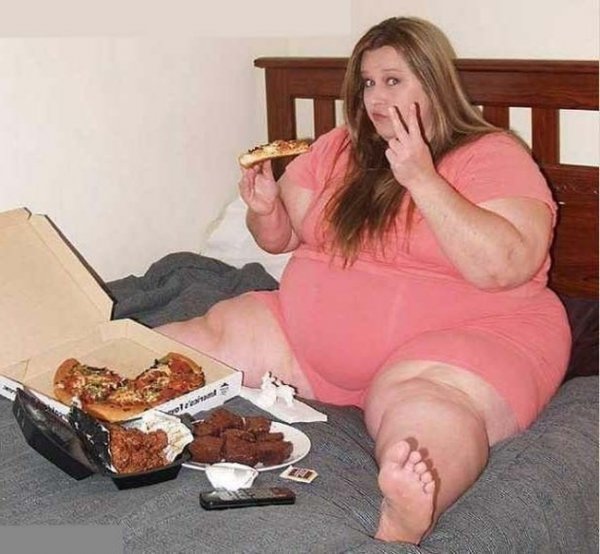 Полные женщины на пляже прикольные