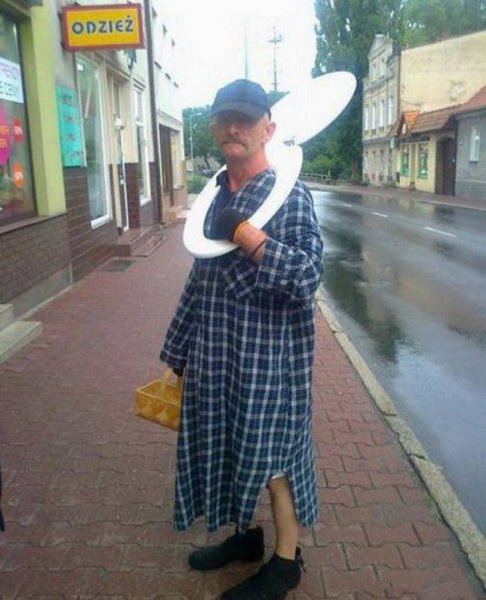 Смешная одежда на улице