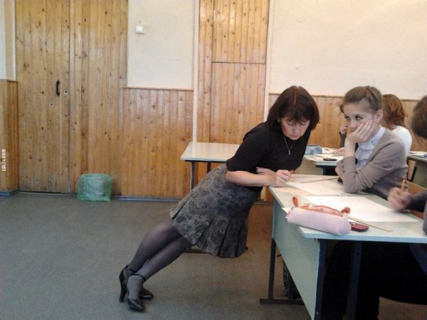 Учительница на уроке
