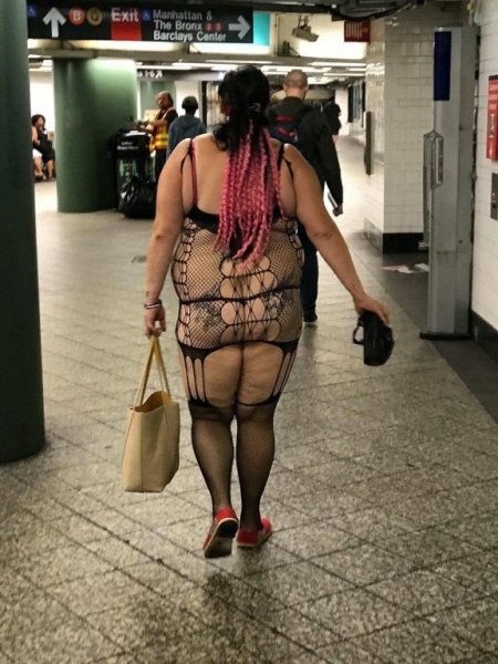 Костюм Кэти Перри на Хэллоуин