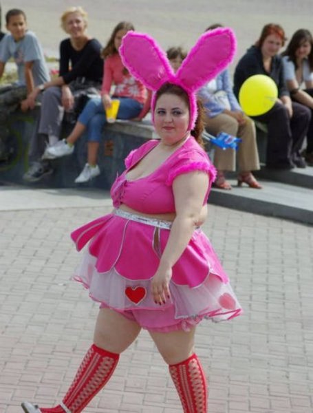 Обезьяна в платье