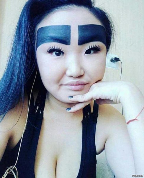 Ужасные брови