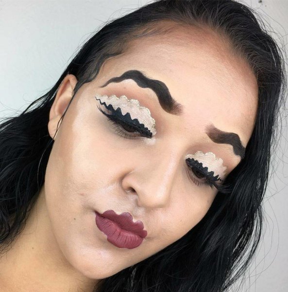 Ужасный макияж