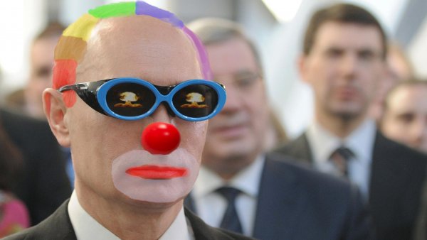Путин в смешных очках