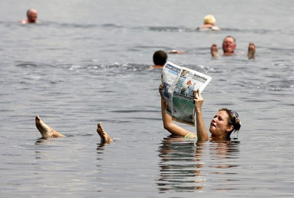 Приколы о купающихся в море