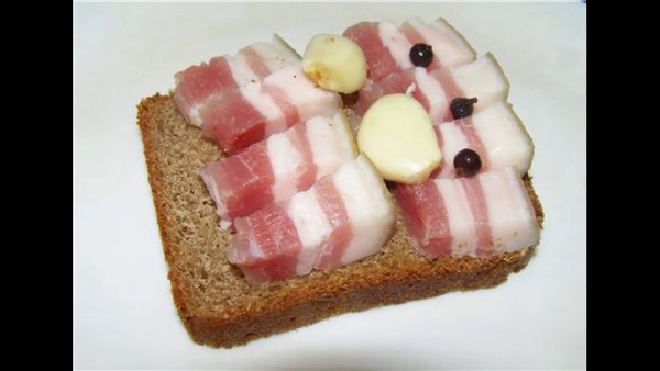Смешной кусок сала