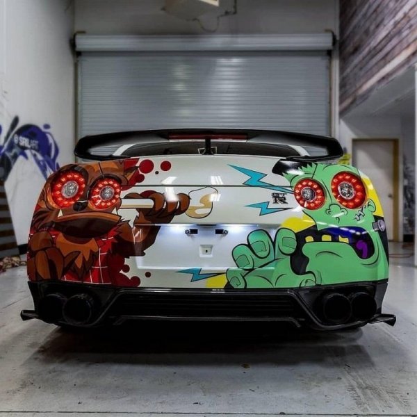 Nissan GTR Pop Team Epic
