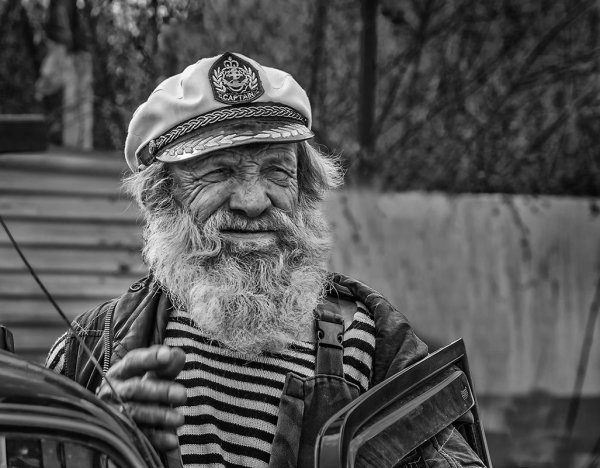 Смешной дед