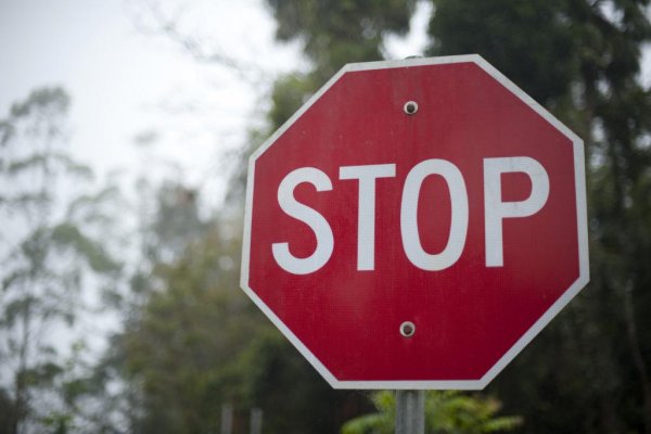 Знак stop