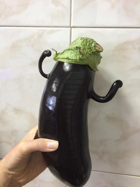 Человек баклажан