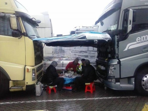 Приколы про дальнобойщиков