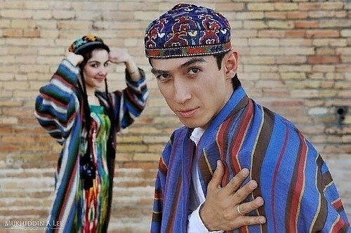 Узбеки здороваются